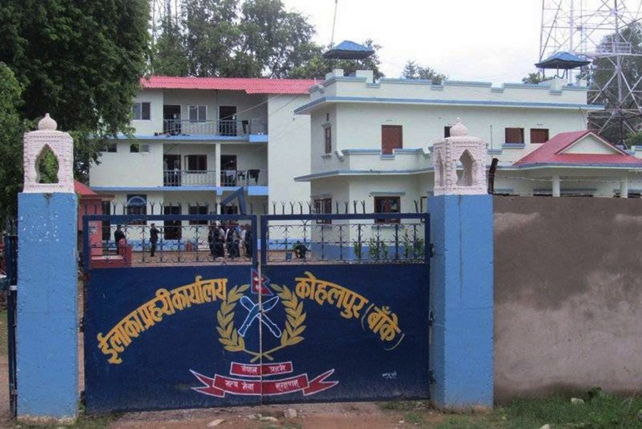   कोहलपुरमा  सेफ्टी ट्याङ्कीभित्र फसेका तीन मजदुरको मृत्यु