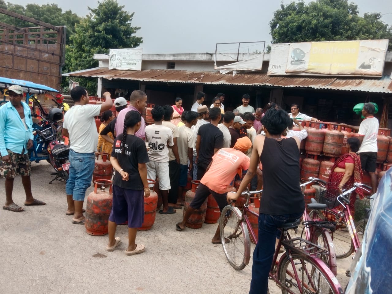 ग्यासको बिषयमा सरकारले झुटो बोलेको हो की ?