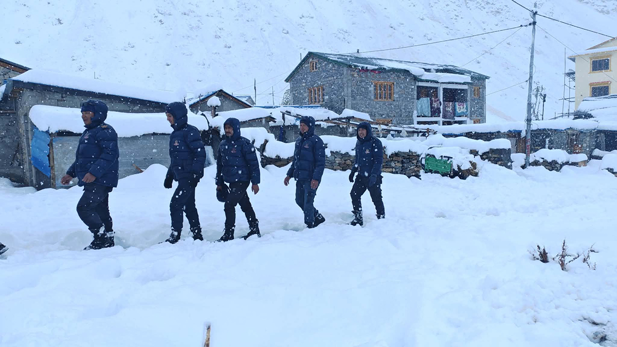 हुम्लामा बाक्लो हिमपात